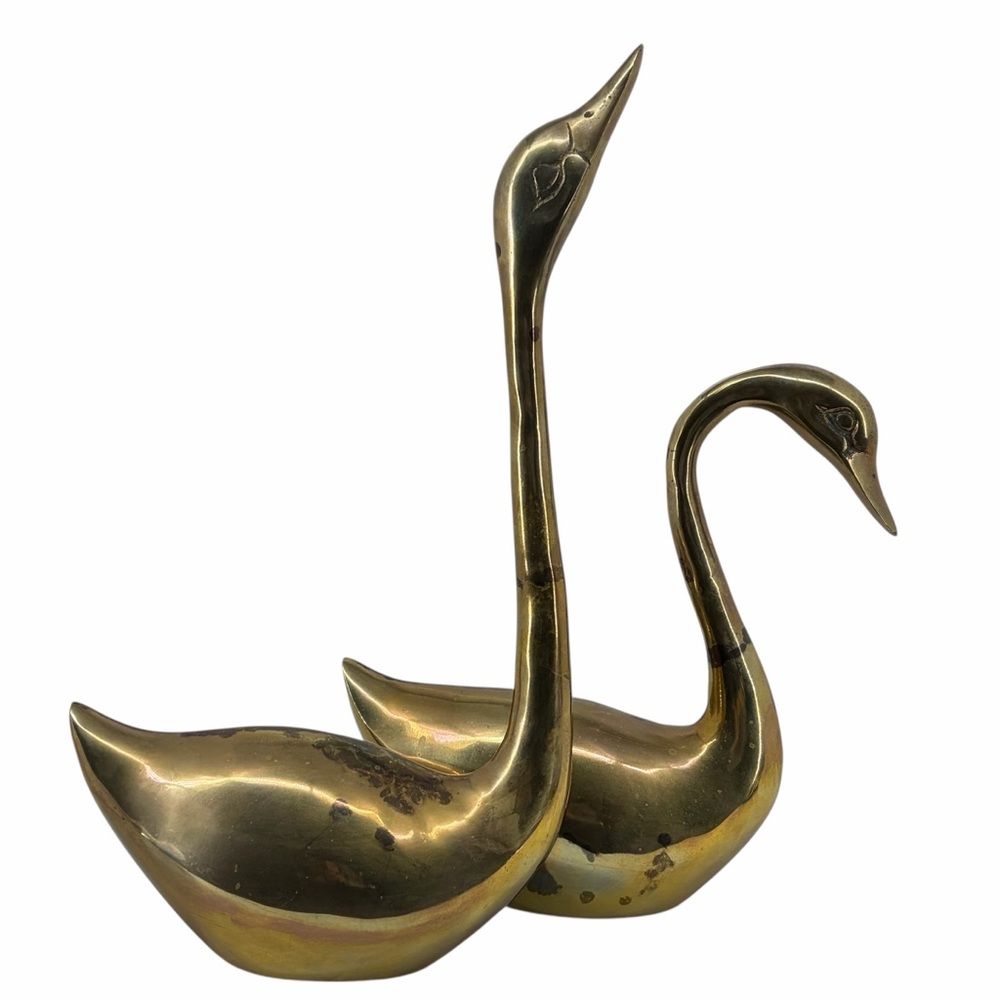 Vintage Elegant Brass Hollywood Regency Swan Sculptures